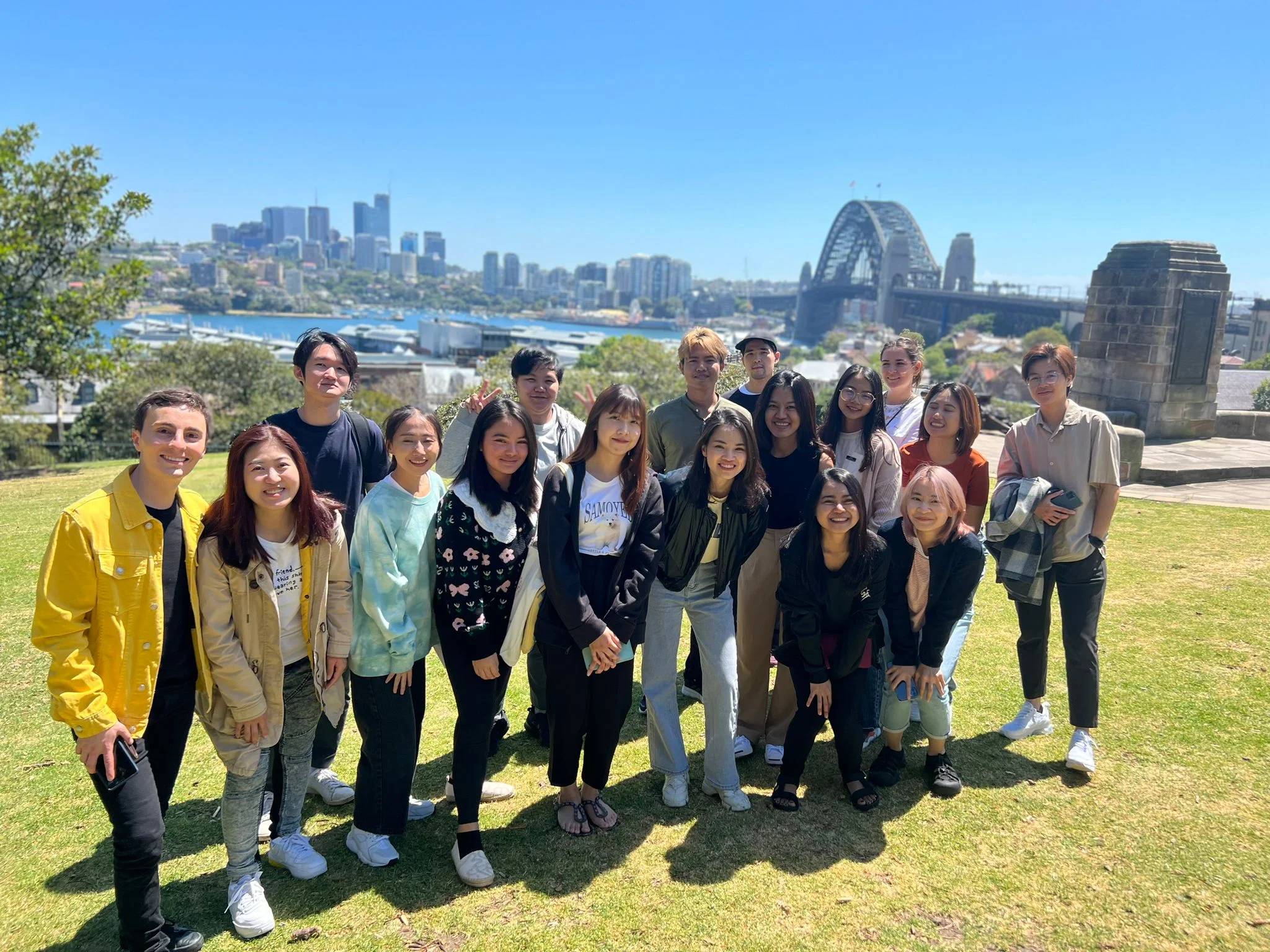 Australian Pacific College & English Unlimited students experiencing Sydney